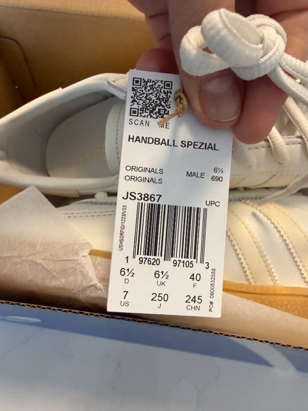 Men's Adidas Handball Spezial - Core White/Wonder White Men´s Adidas Handball - Picture 2 of 7